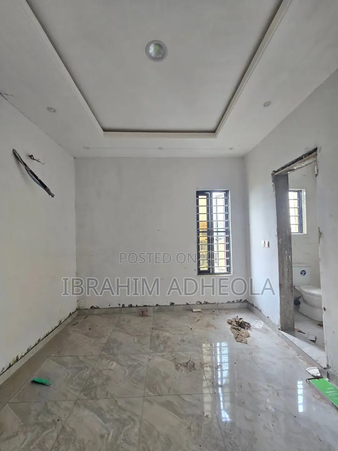 3bdrm Apartment in Gbagada, Millenuim/UPS for sale