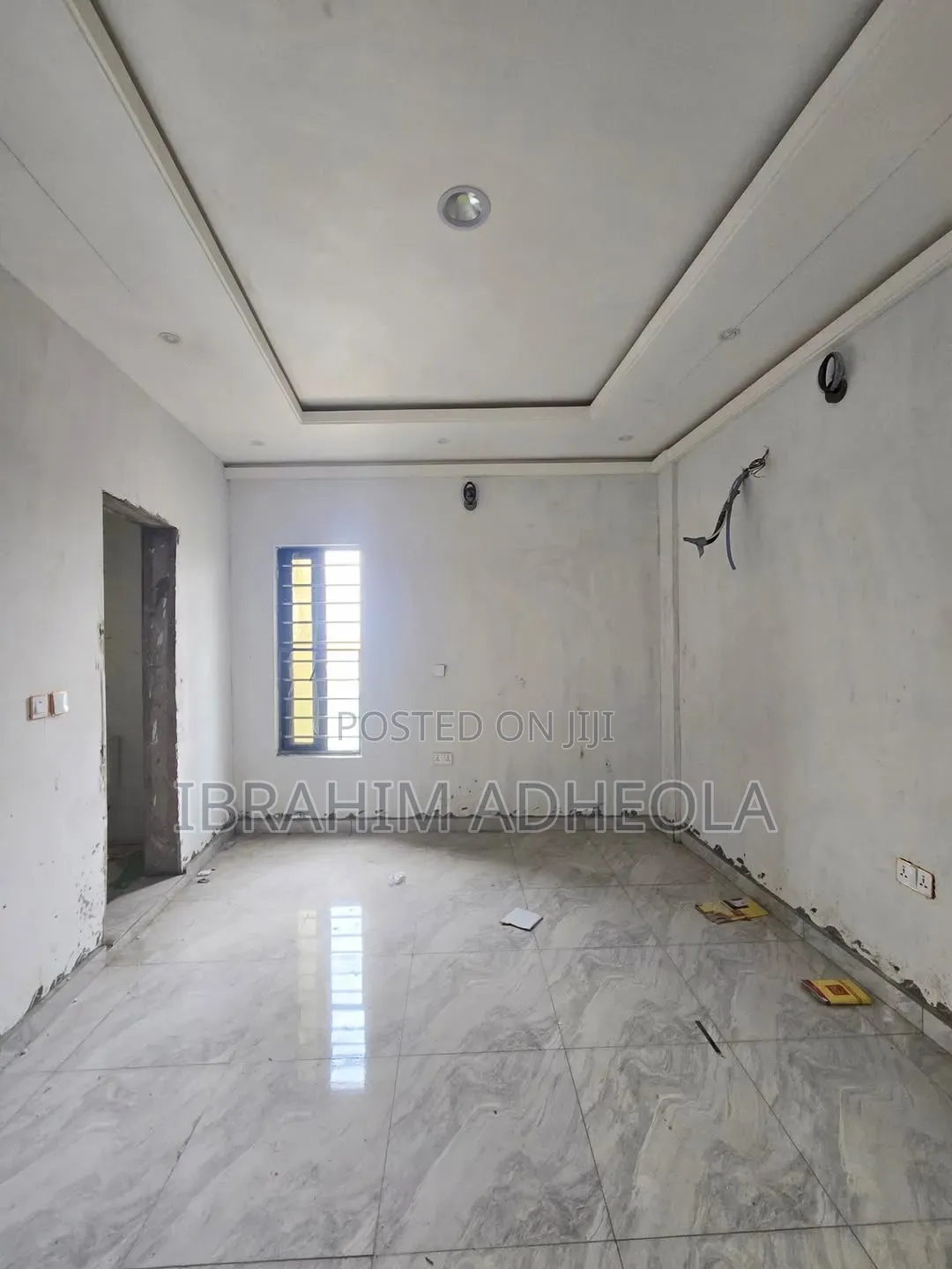 3bdrm Apartment in Gbagada, Millenuim/UPS for sale