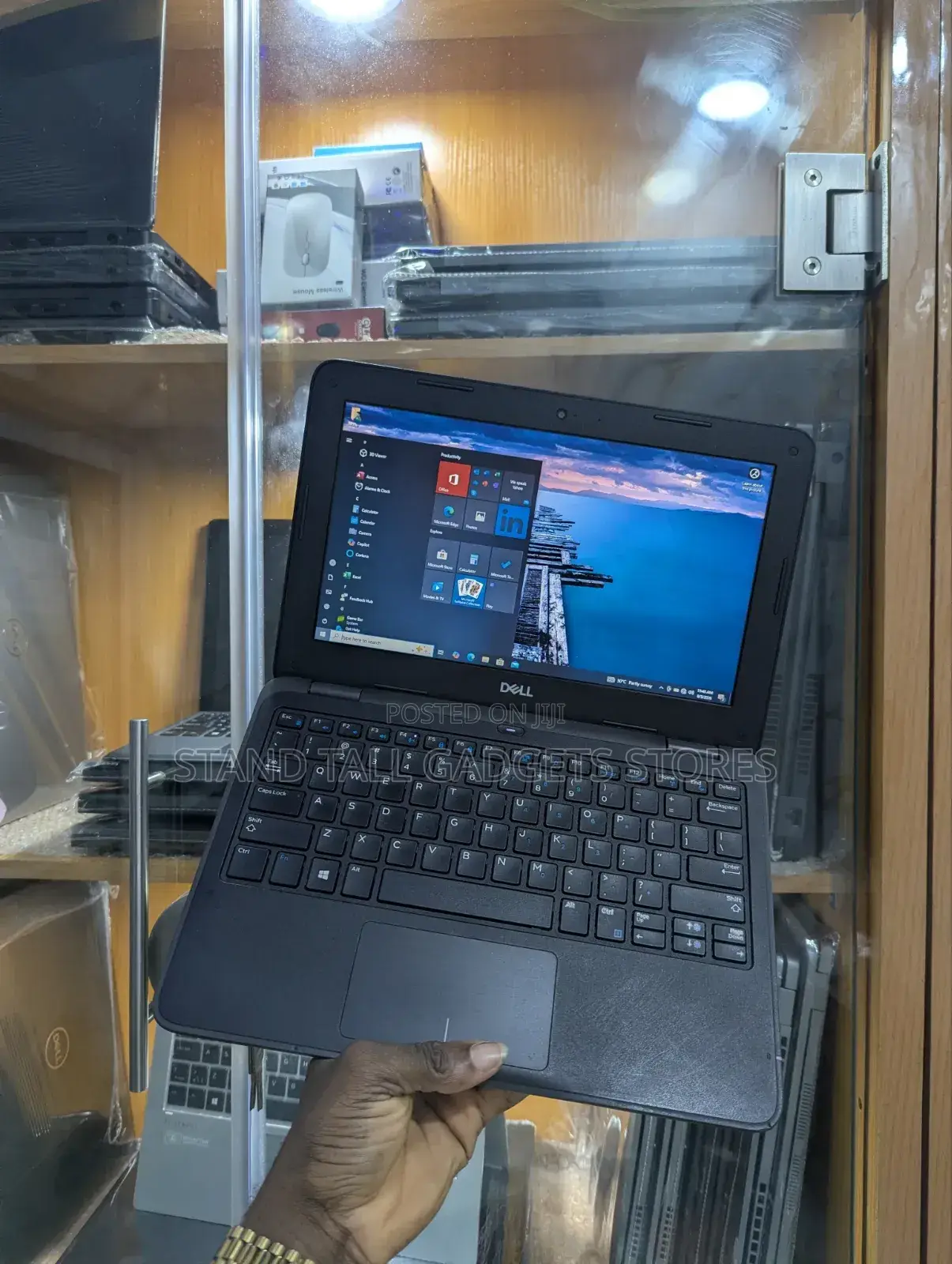 Laptop Dell Latitude 3190 8GB Intel Pentium SSD 128GB