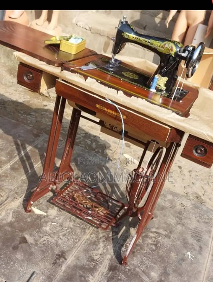 Butterfly Domestic Sewing Machine Foldable Table