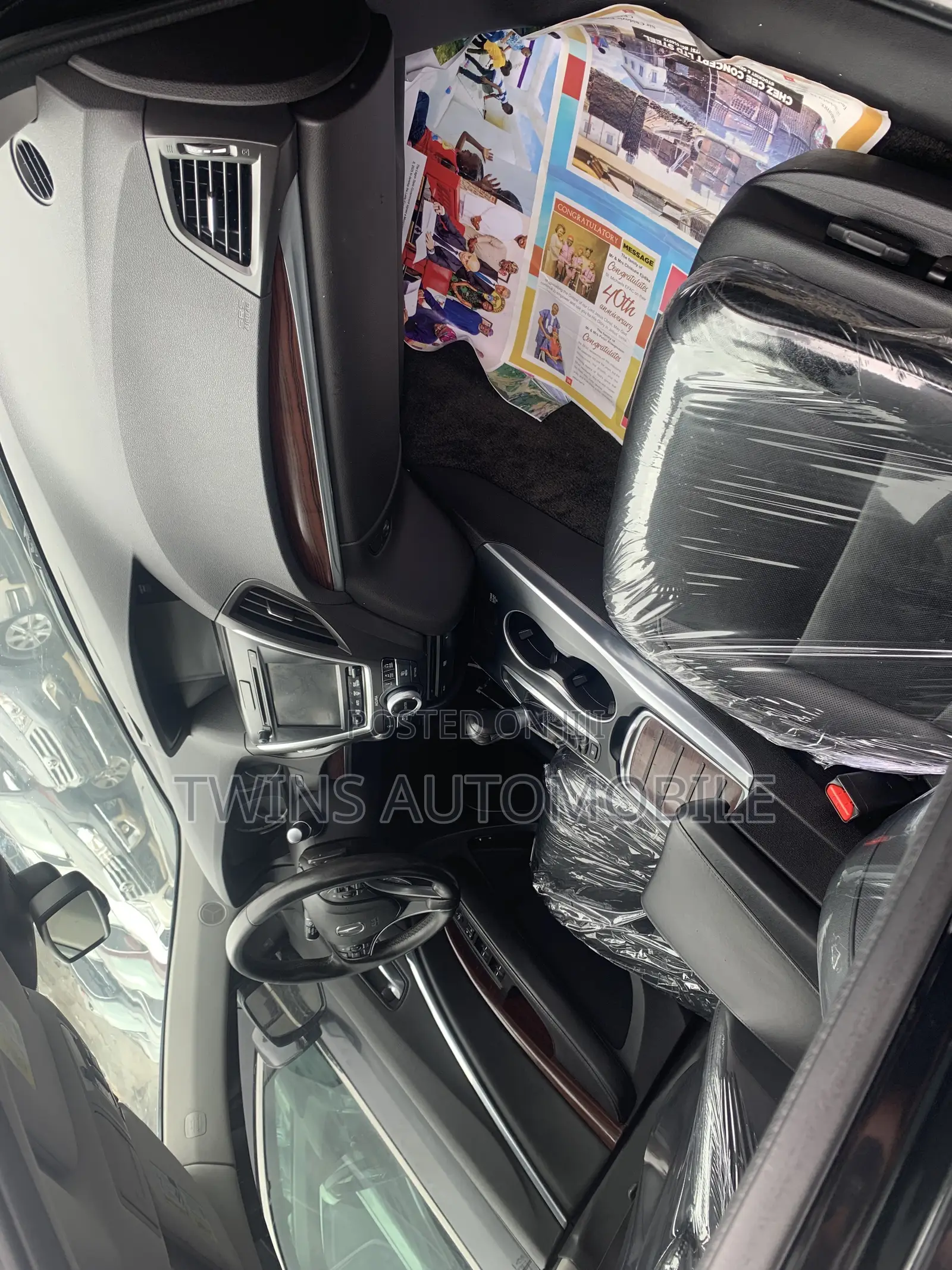 Acura MDX Advance and Entertainment Packages 4dr SUV (3.5L 6cyl 6A)