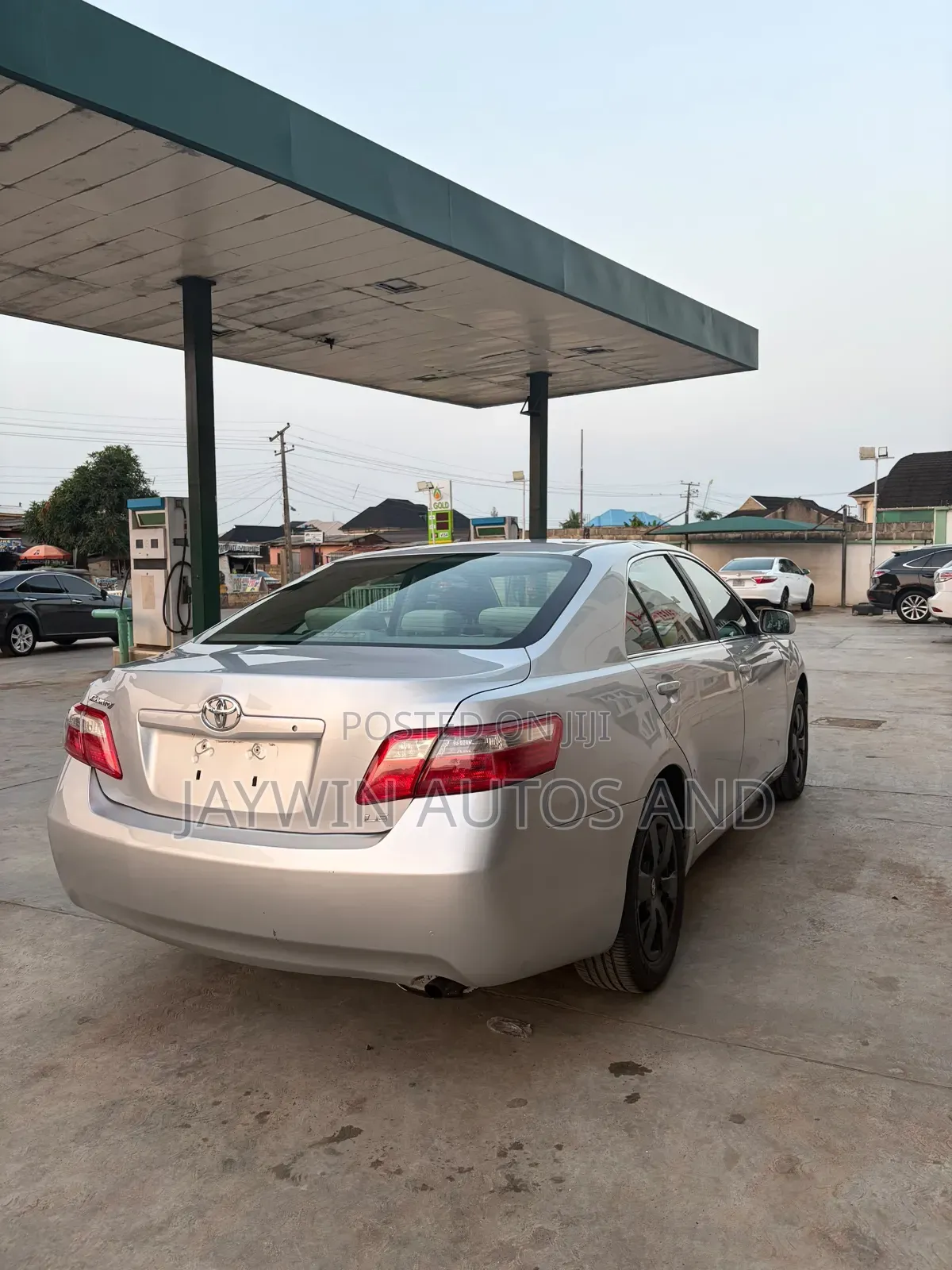 Toyota Camry 2009 Silver