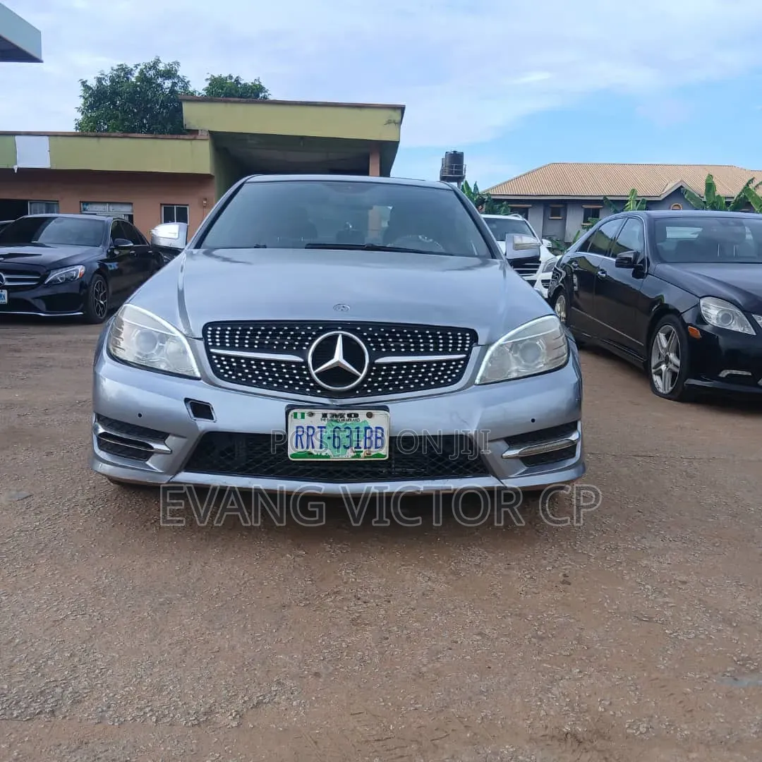 Mercedes-Benz C300 Luxury Sedan AWD (3.0L 6cyl 7A) 2008 Silver