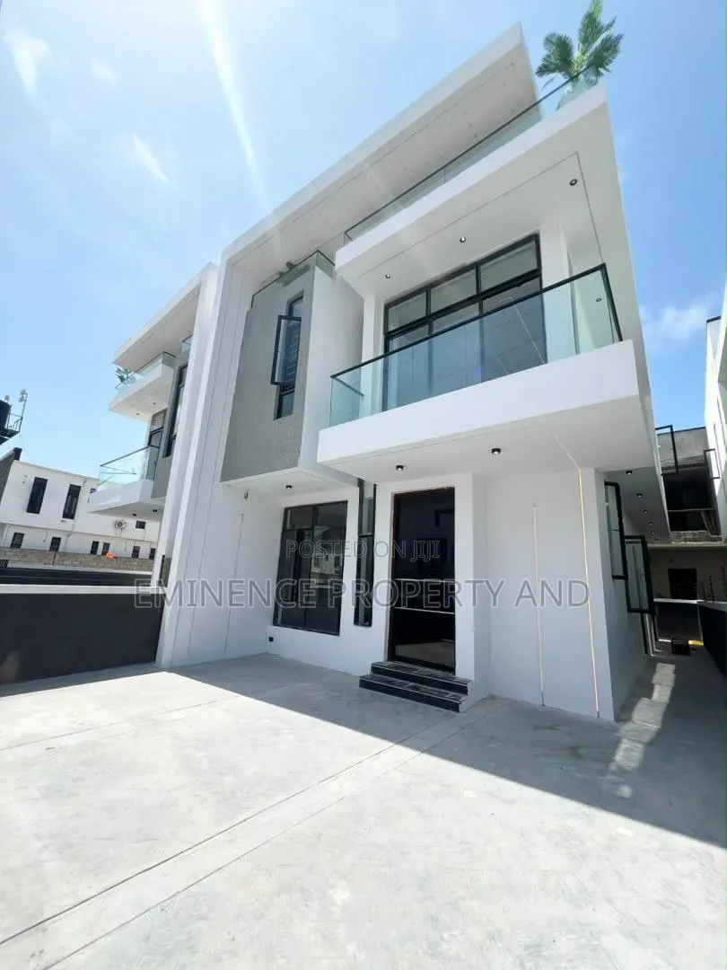 4bdrm Duplex in Ikota for sale
