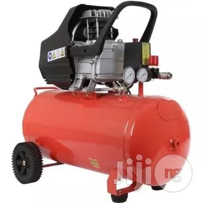 Universal Air Compressor - 25 LTRS