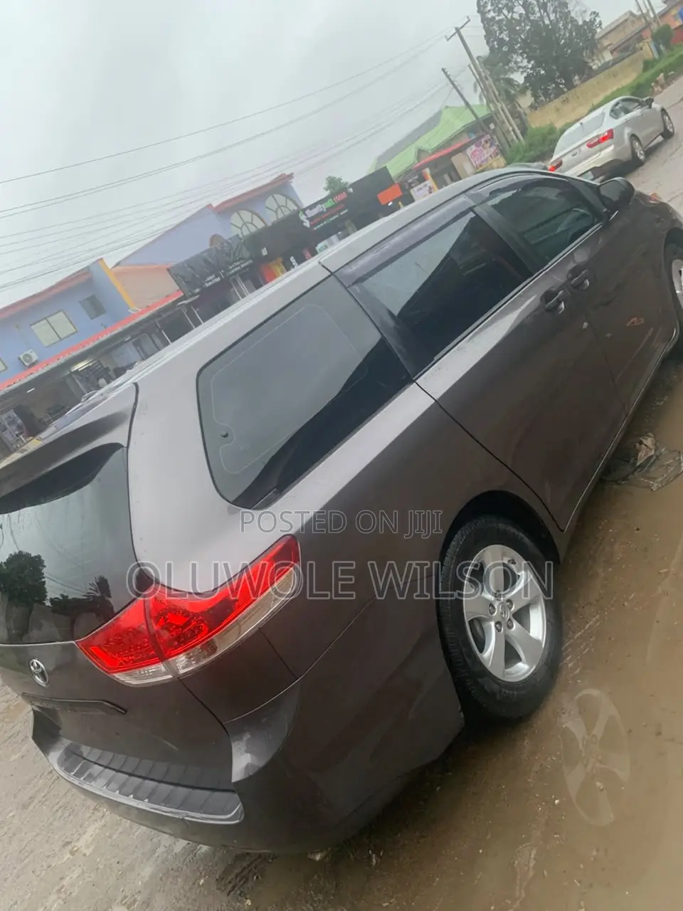 Toyota Sienna LE AWD 7-Passenger 2013 Brown