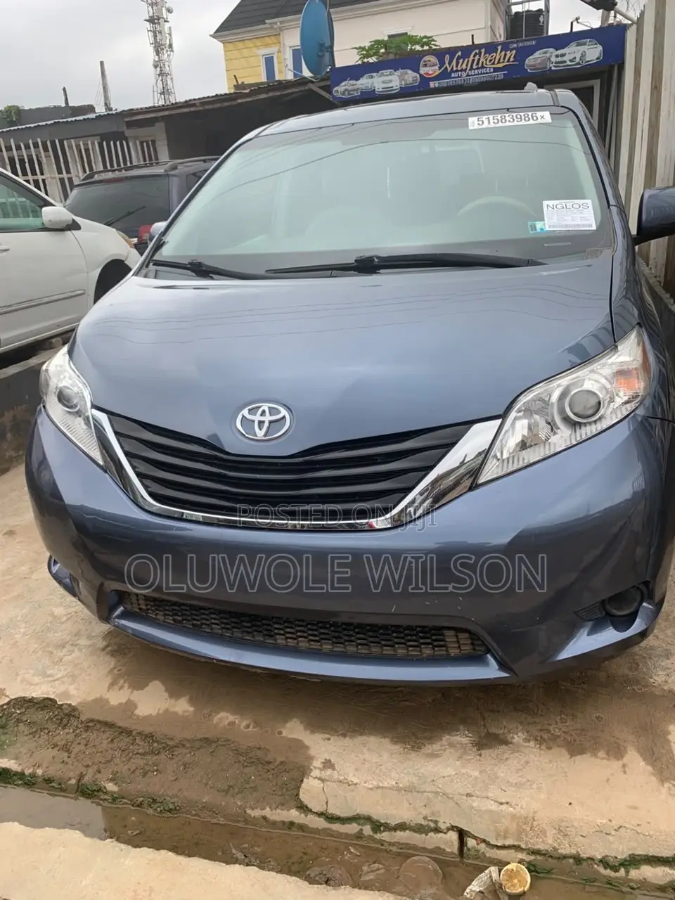 Toyota Sienna 2014 Blue
