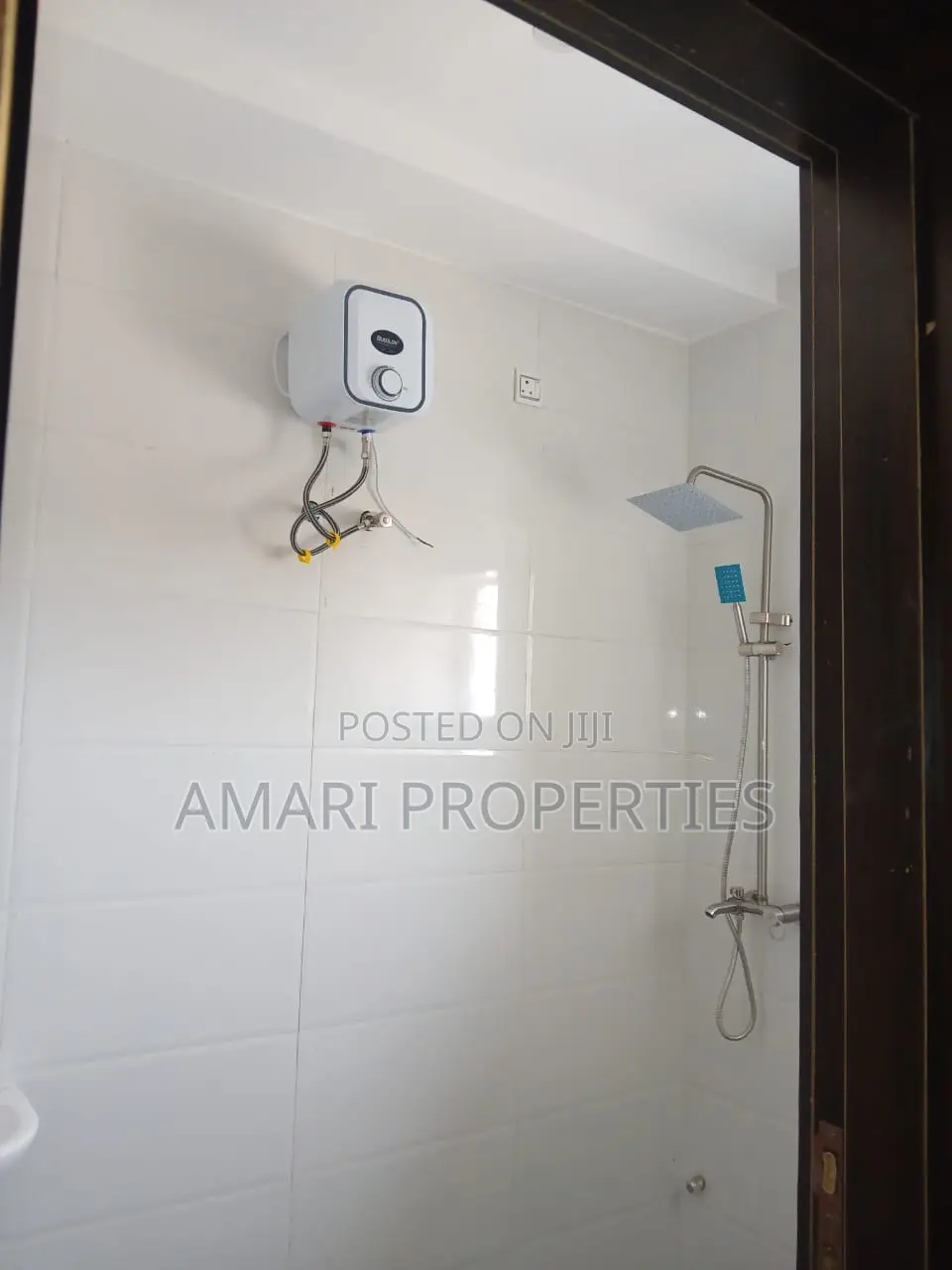 3bdrm Block of Flats in Ajah, Sangotedo for rent