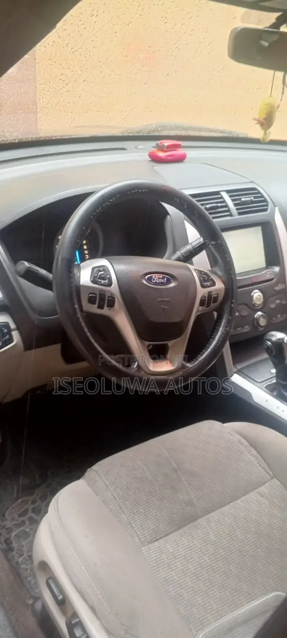 Ford Explorer 2015 Black