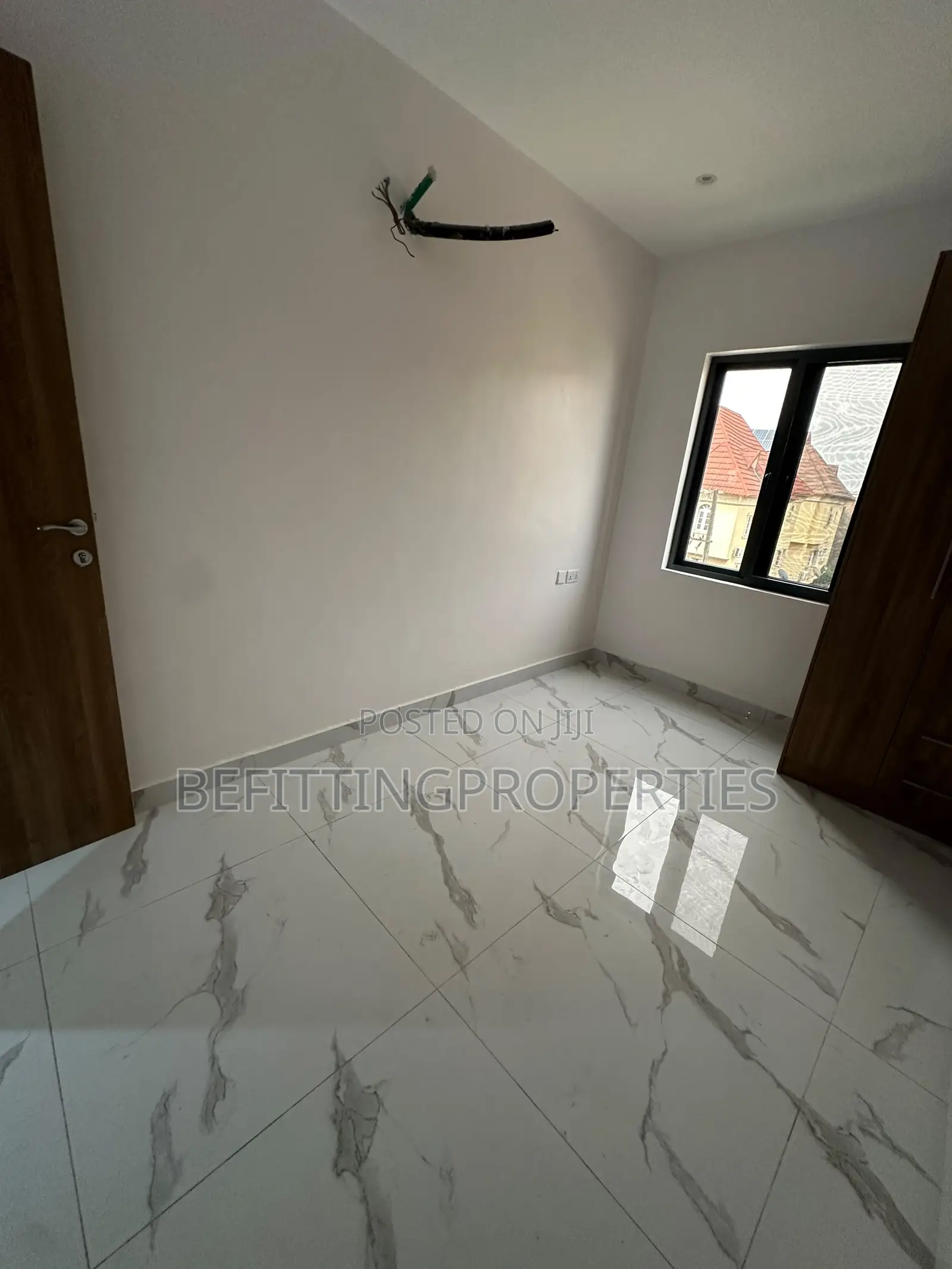 3bdrm Apartment in Yaba for rent