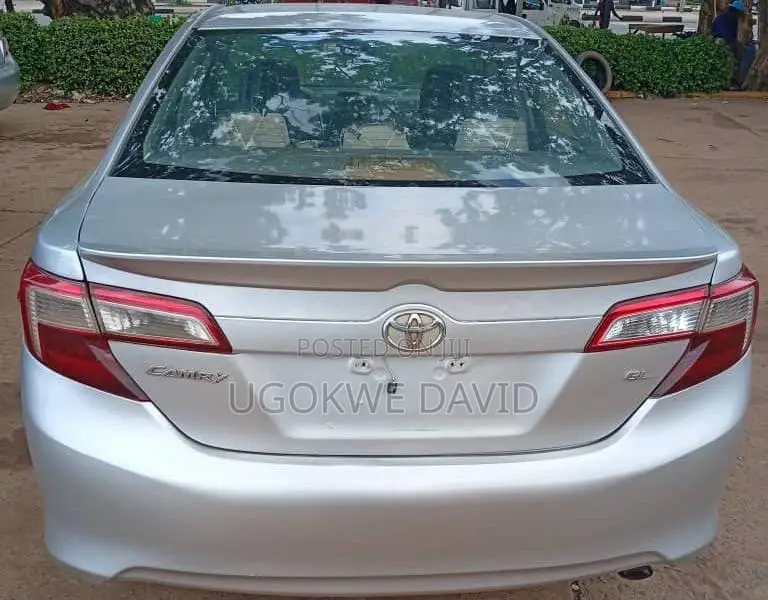 Toyota Camry 2013 Silver