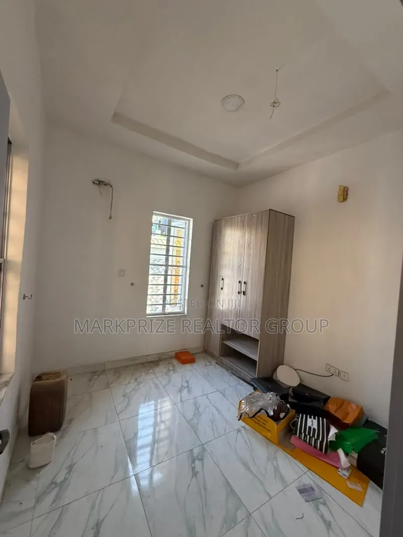 4bdrm Duplex in Lekki Conservative for sale