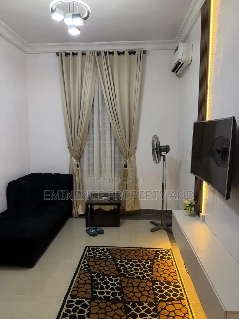 1bdrm Apartment in Victoria Island Extension for rent