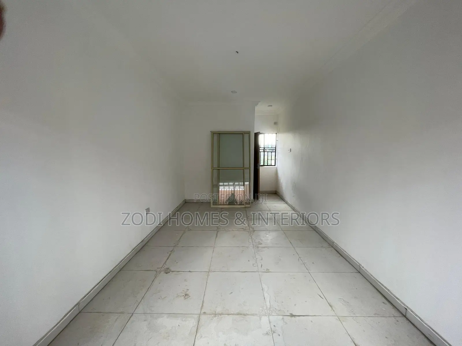 5bdrm Duplex in Omole Estate for sale