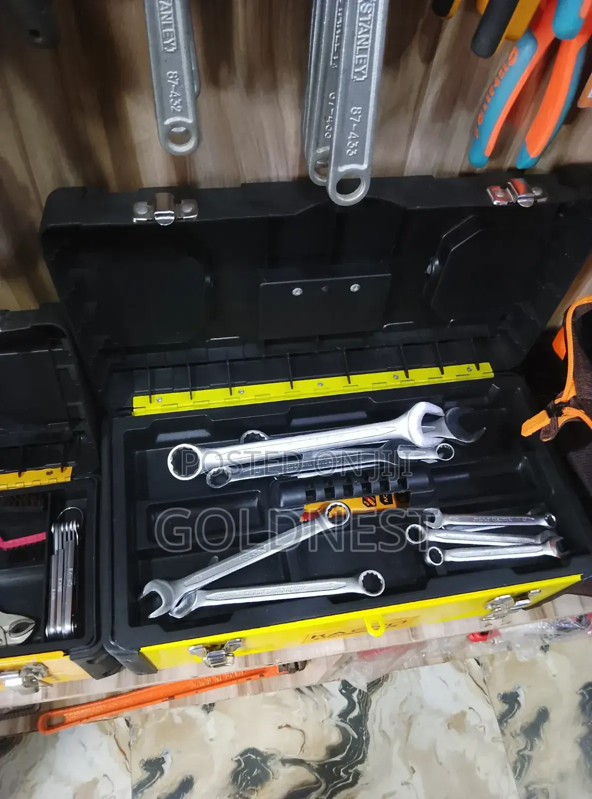 KAERD Brand 18-Inch Toolbox