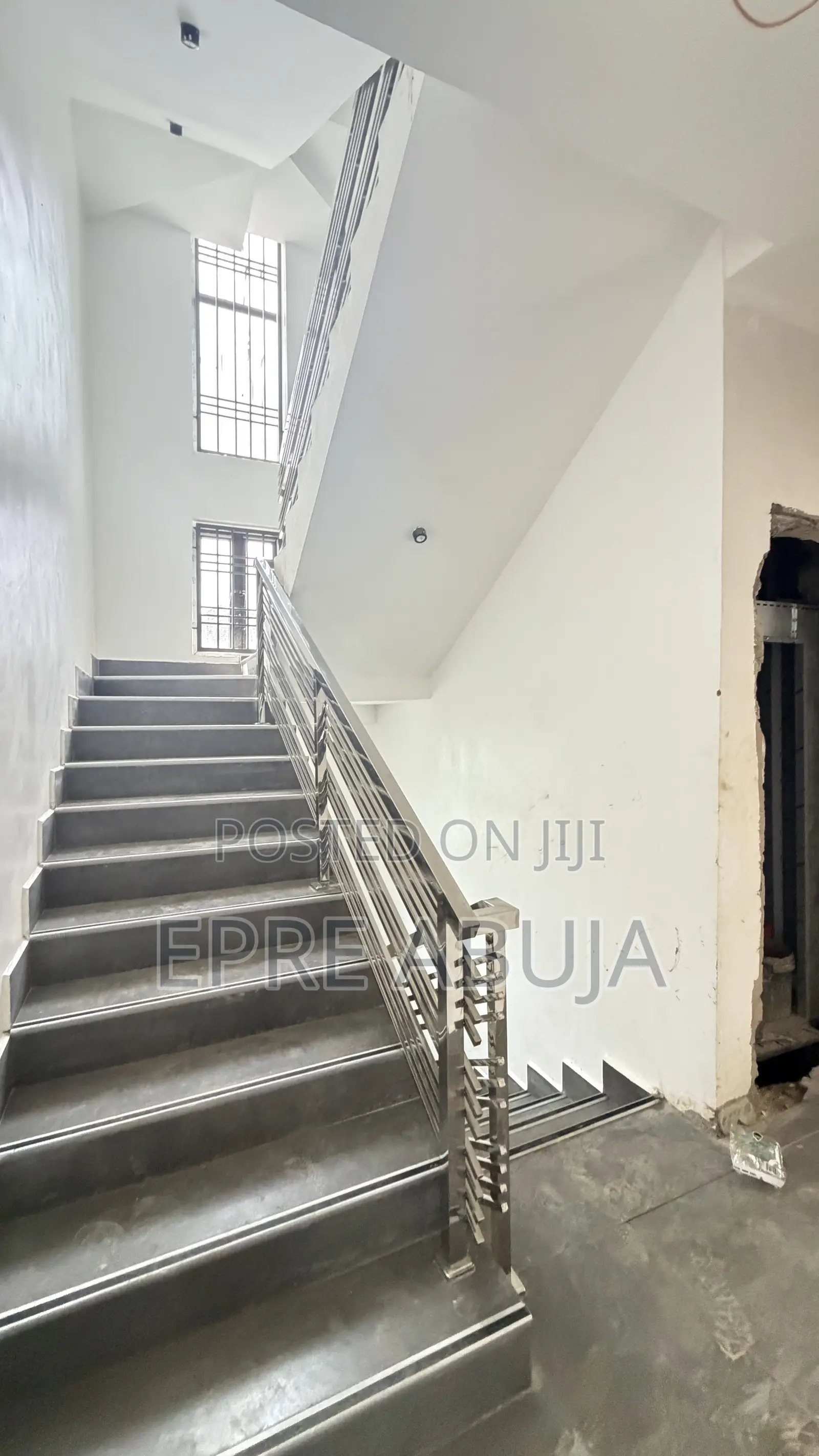 6bdrm Duplex in Maitama for sale