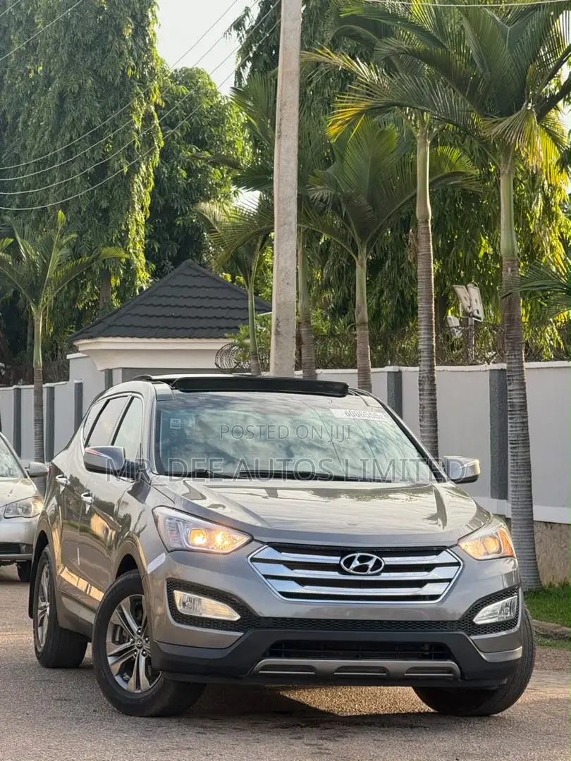 Hyundai Santa Fe 2013 Gray