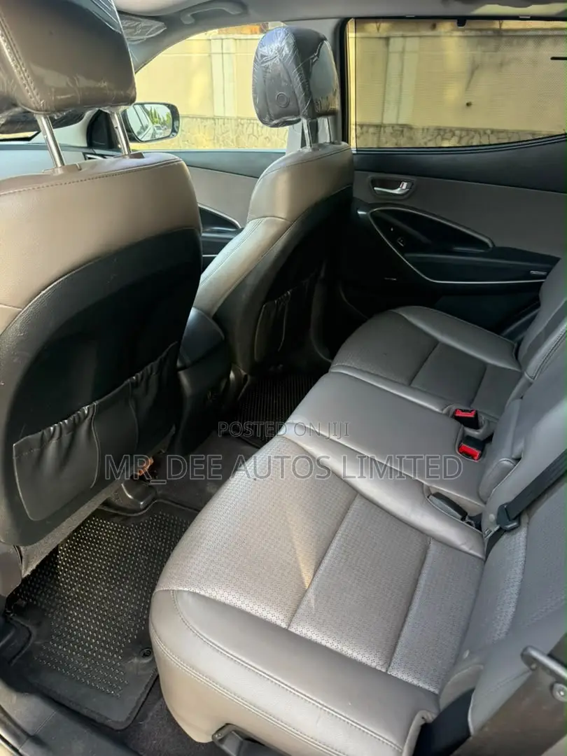 Hyundai Santa Fe 2013 Gray