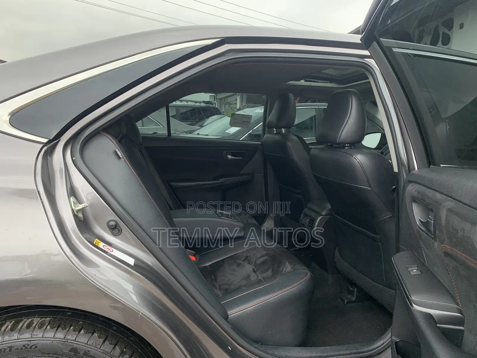 Toyota Camry XSE 4dr Sedan (3.5L 6cyl 6A) 2017 Gray