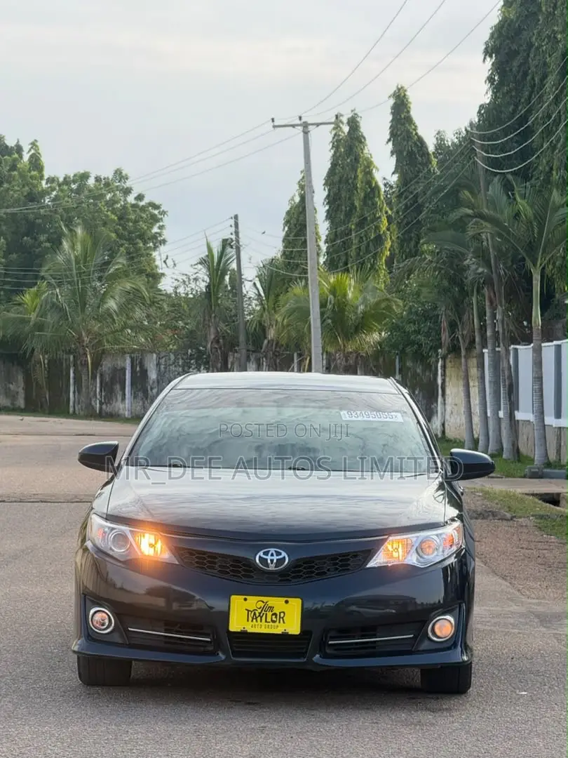 Toyota Camry 2013 Black