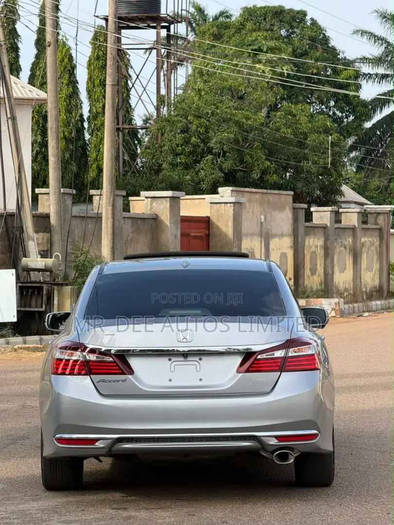 Honda Accord 2016 Silver