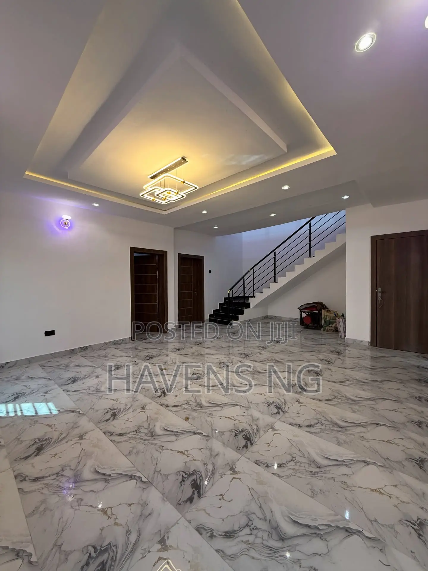 4bdrm Duplex in Lekki Phase 2 for sale