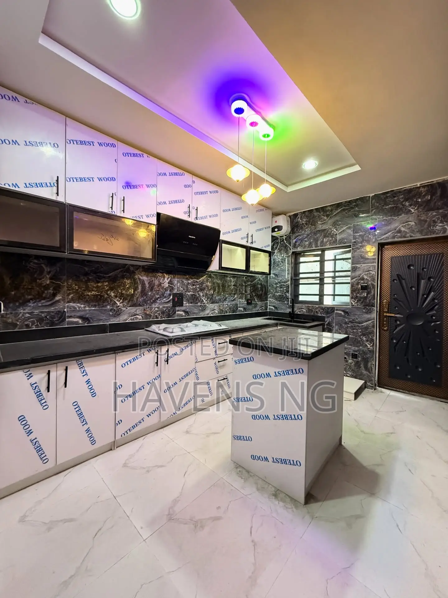4bdrm Duplex in Lekki Phase 2 for sale