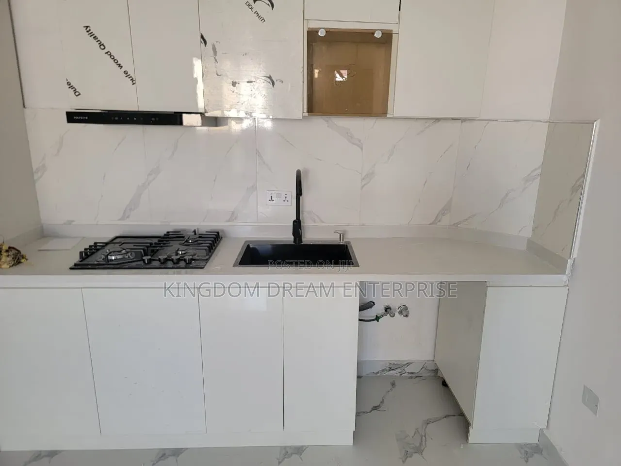 2bdrm Apartment in Lekki Phase 1 for rent