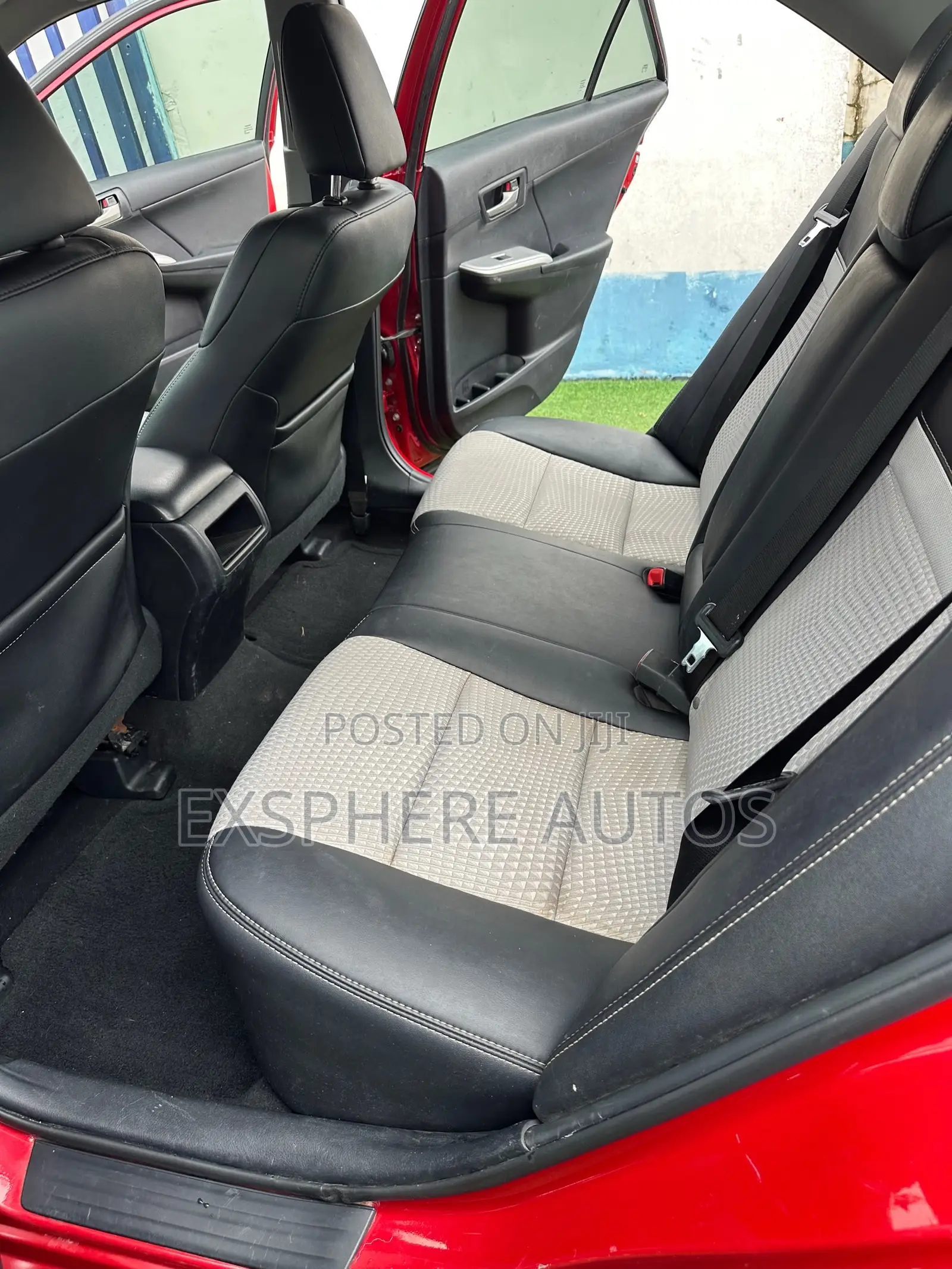 Toyota Camry SE 4dr Sedan (2.5L 4cyl 6A) 2013 Red