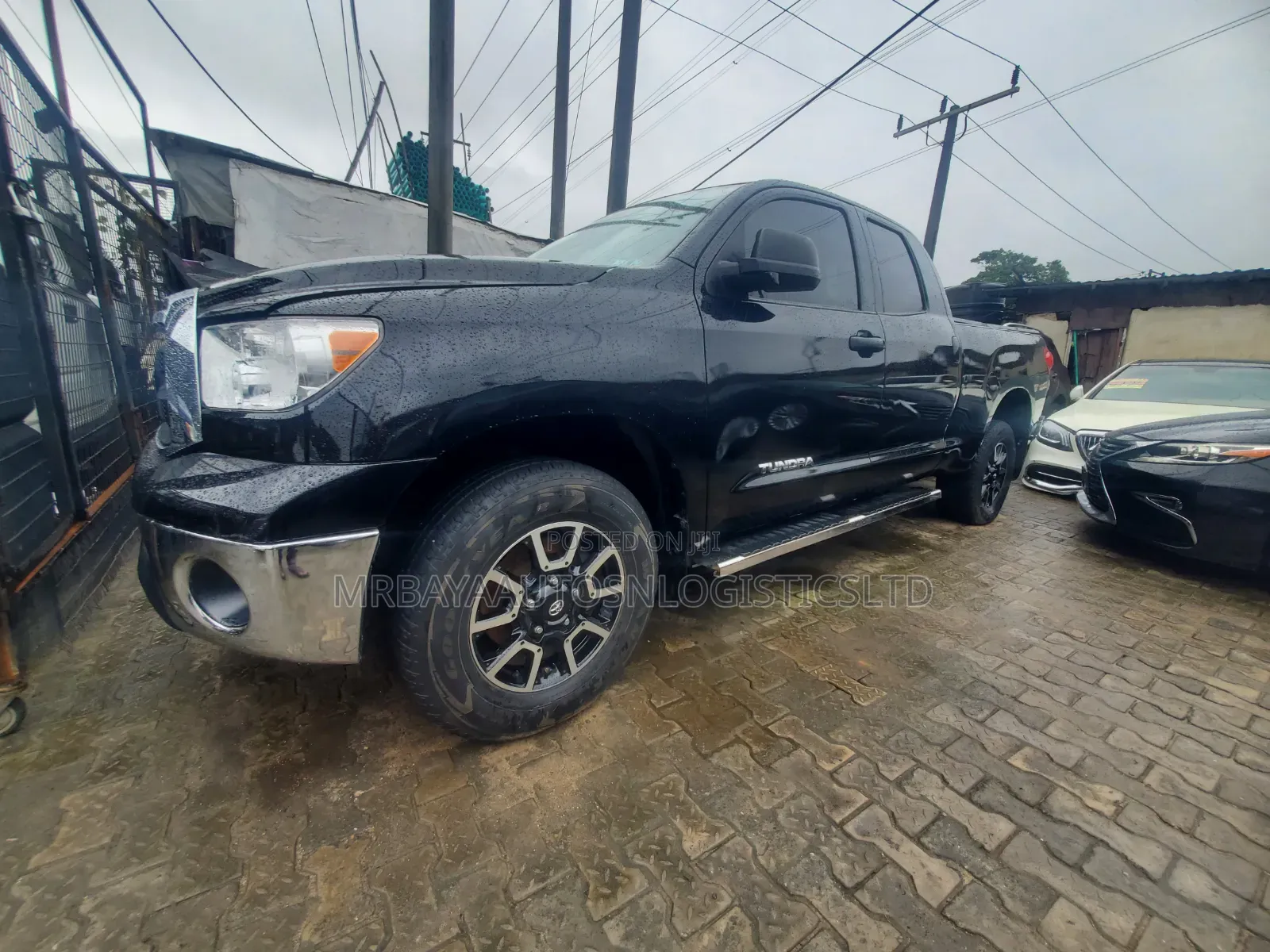 Toyota Tundra 2013 Black