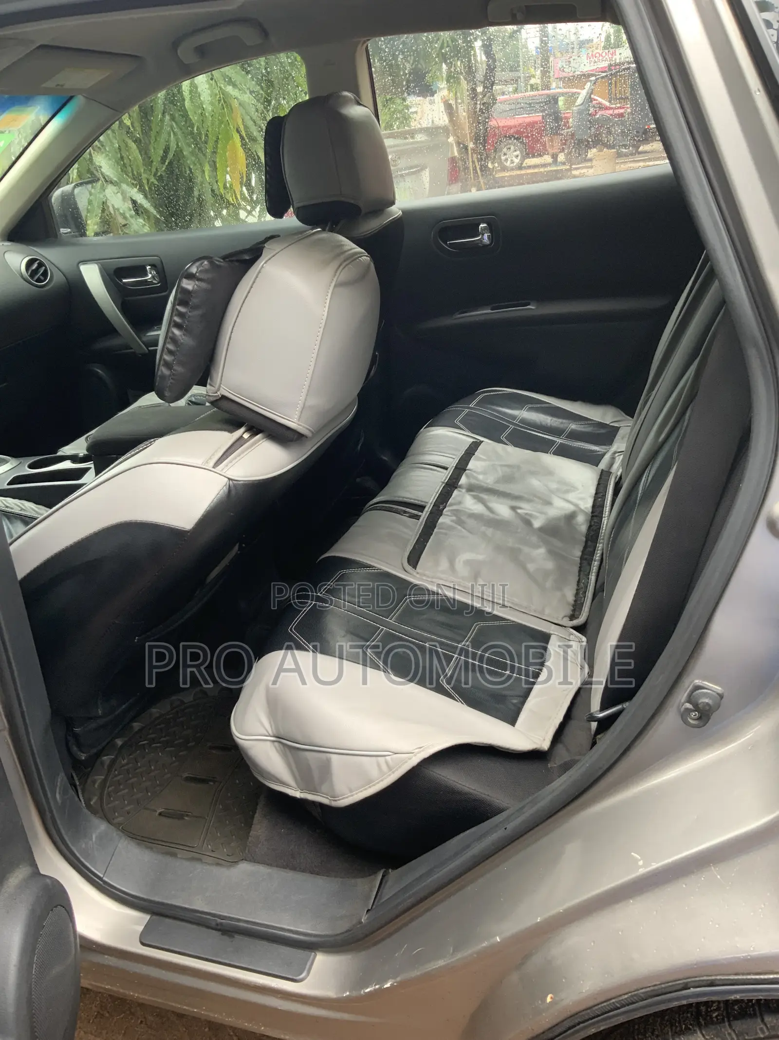 Nissan Rogue 2010 Gray