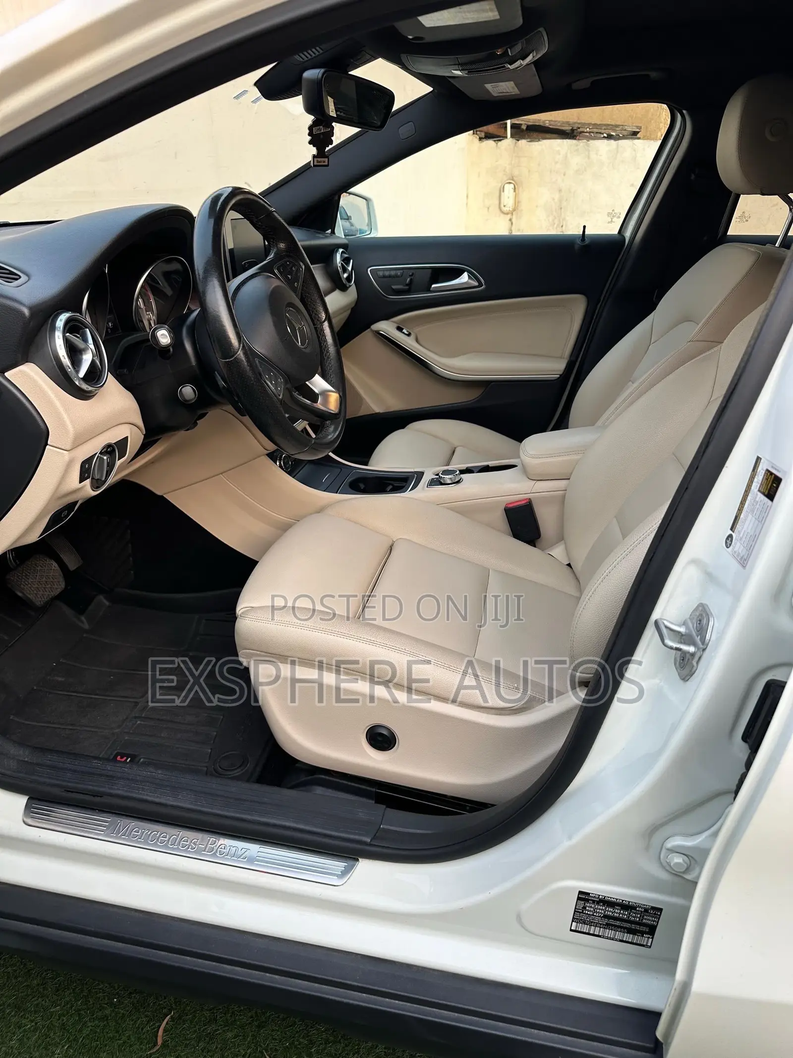 Mercedes-Benz GLA 250 2017 White