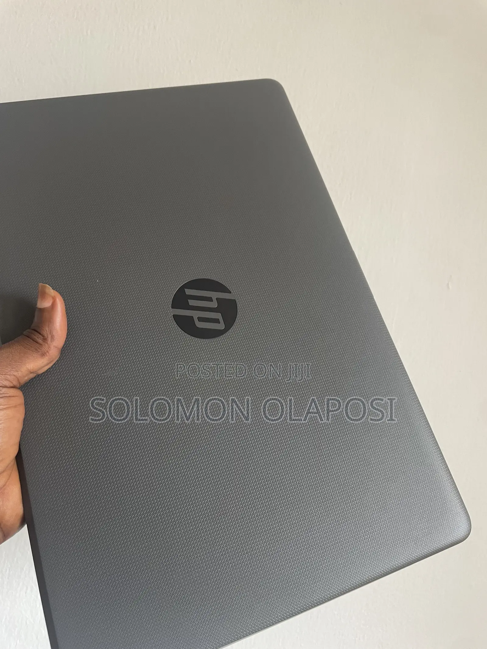 Laptop HP 250 G6 4GB Intel Core i3 HDD 700GB
