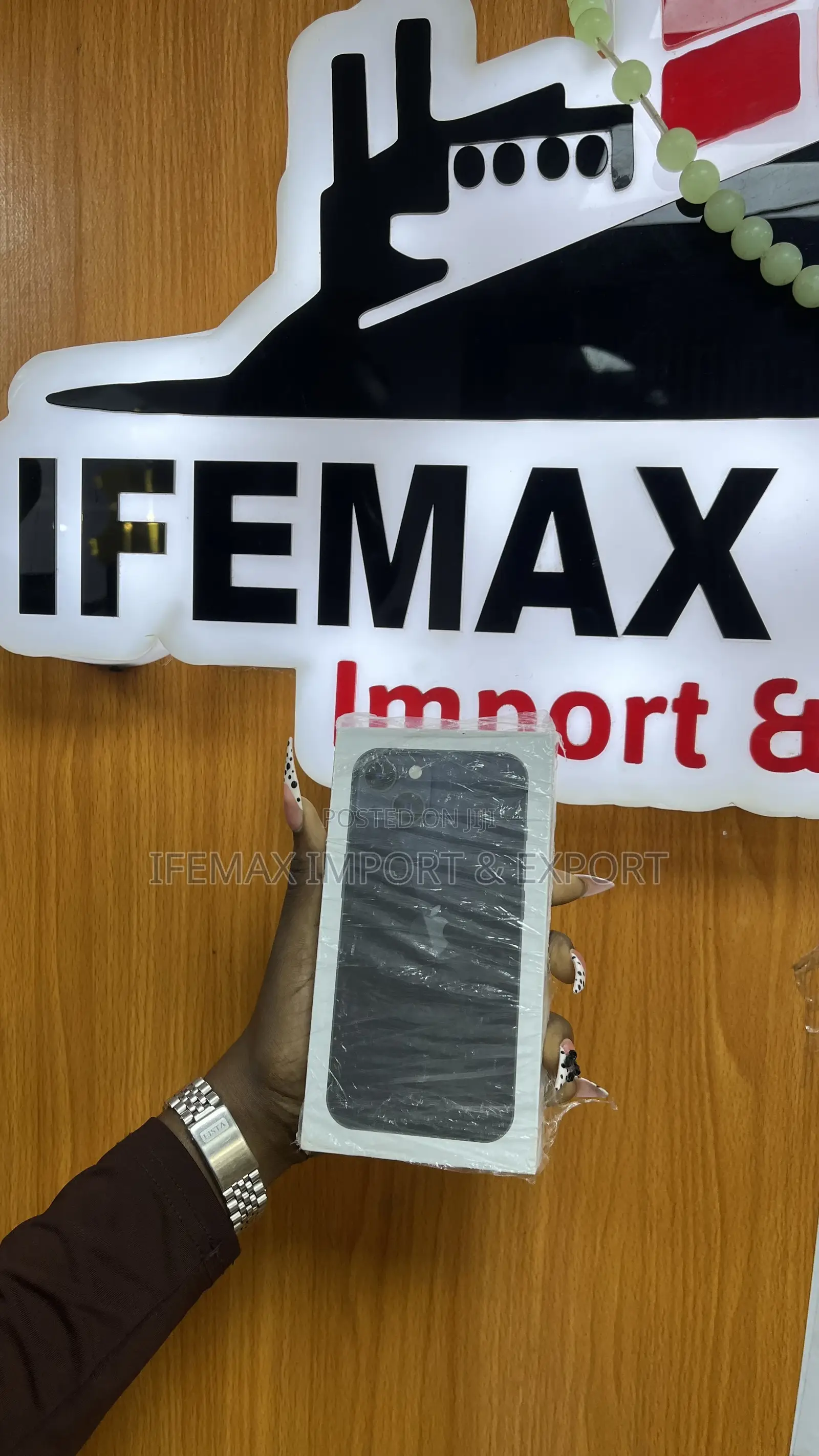 New Apple iPhone 13 128 GB Black