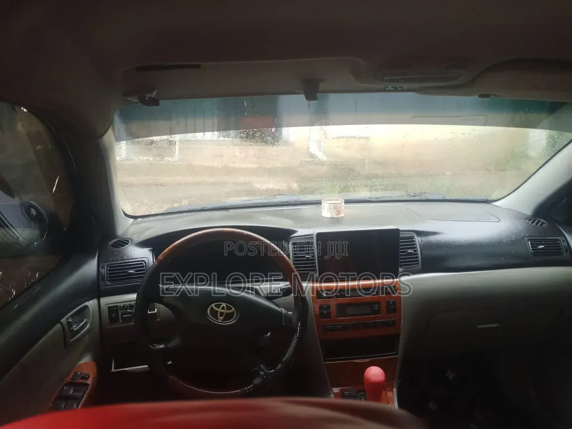 Toyota Corolla 2006 Gold