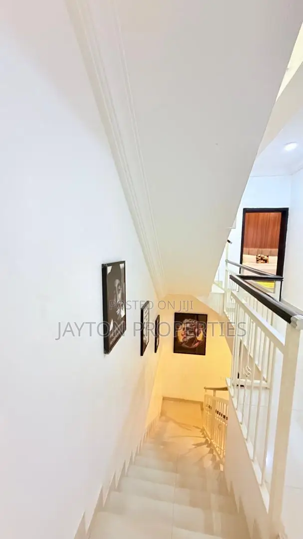Delux 3 Bedroom Terrace