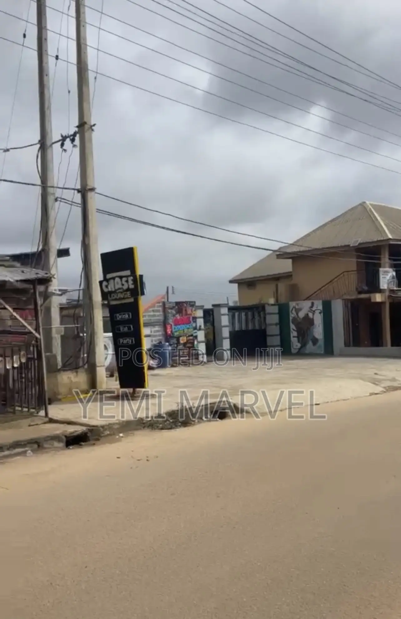 500sqm of Commercial Land Beside CHASE LOUNGE, Atere, Tipper Garage