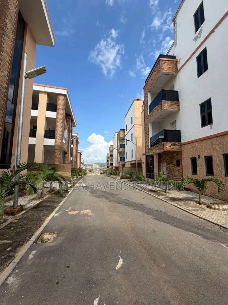 5bdrm Duplex in Katampe Extension for sale