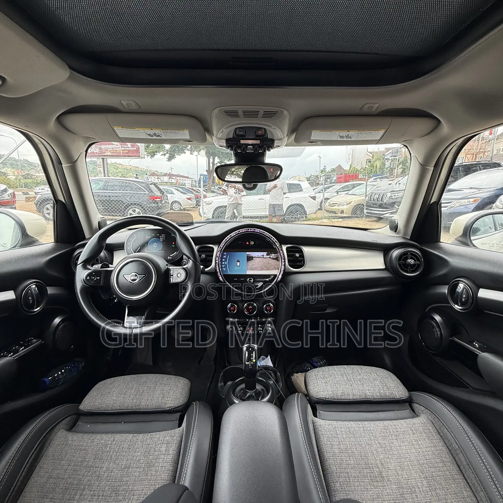 Mini Cooper 2022 Gold