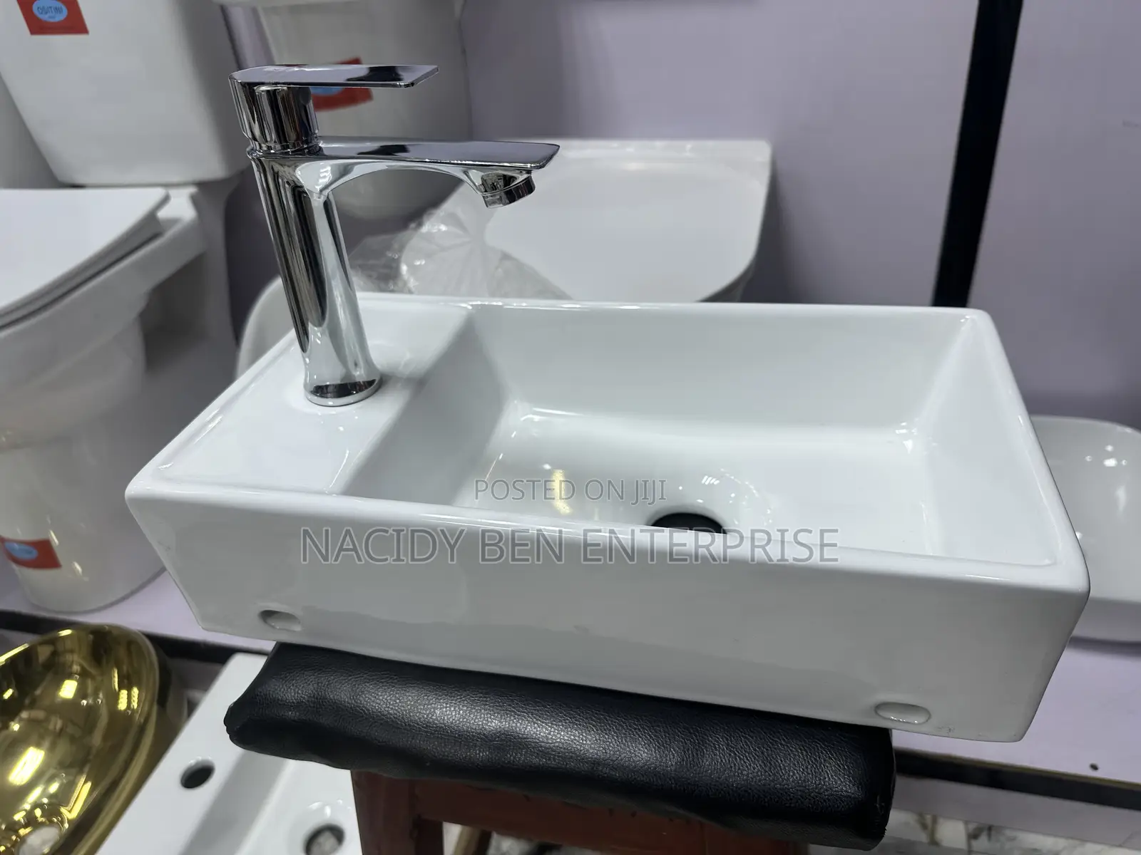 Contertop Basin With Tap