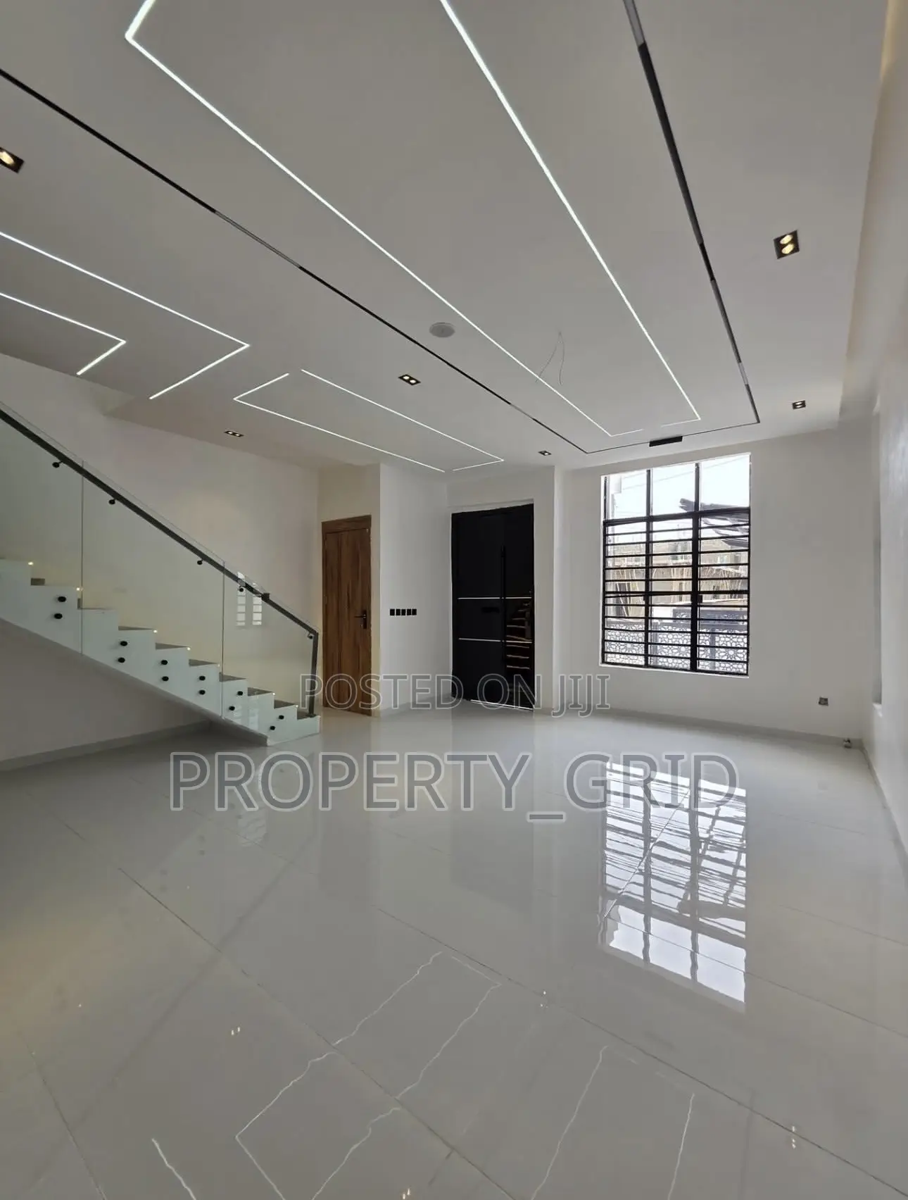 4bdrm Duplex in Sangotedo for sale