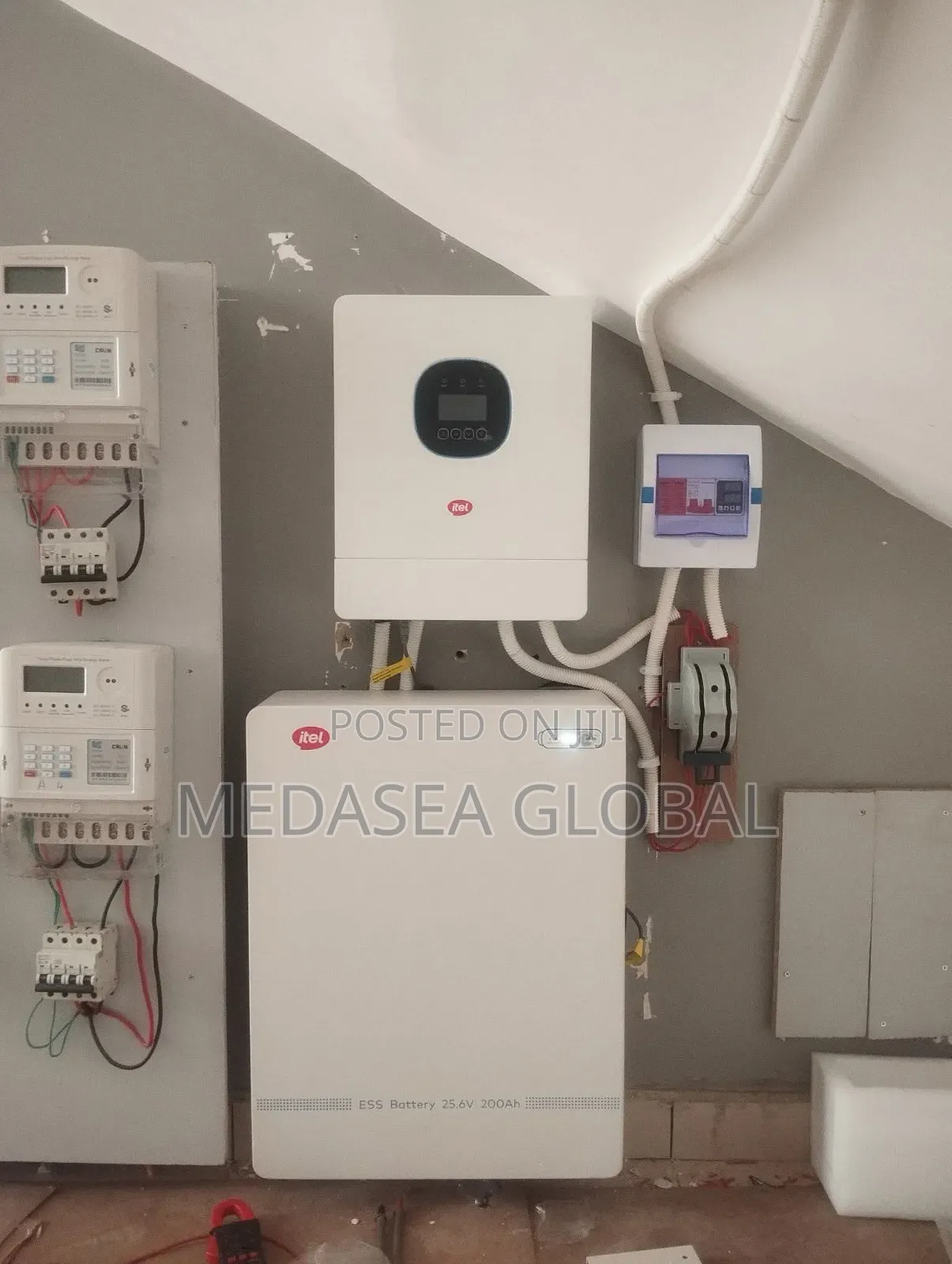 Complete 3.5kva Paired With 5kwh Lithium Battery