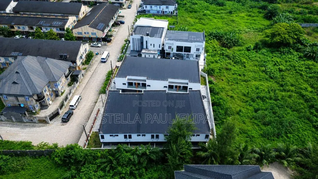 3bdrm Duplex in Abraham Adesanya Estate for sale
