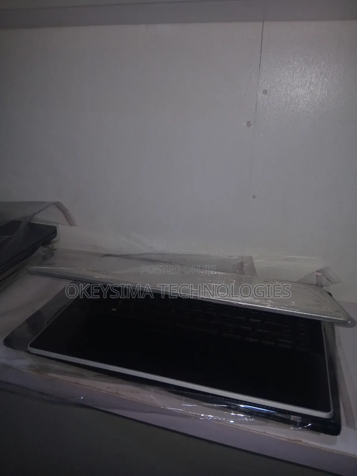 Laptop HP Pavilion 14 x360 2-in-1 8GB Intel Core i3 SSD 256GB