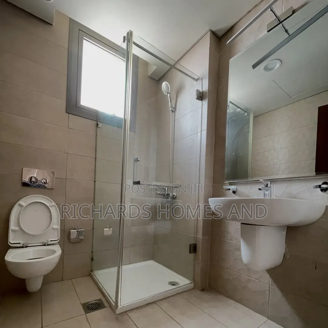 2bdrm Apartment in Victoria Island for sale