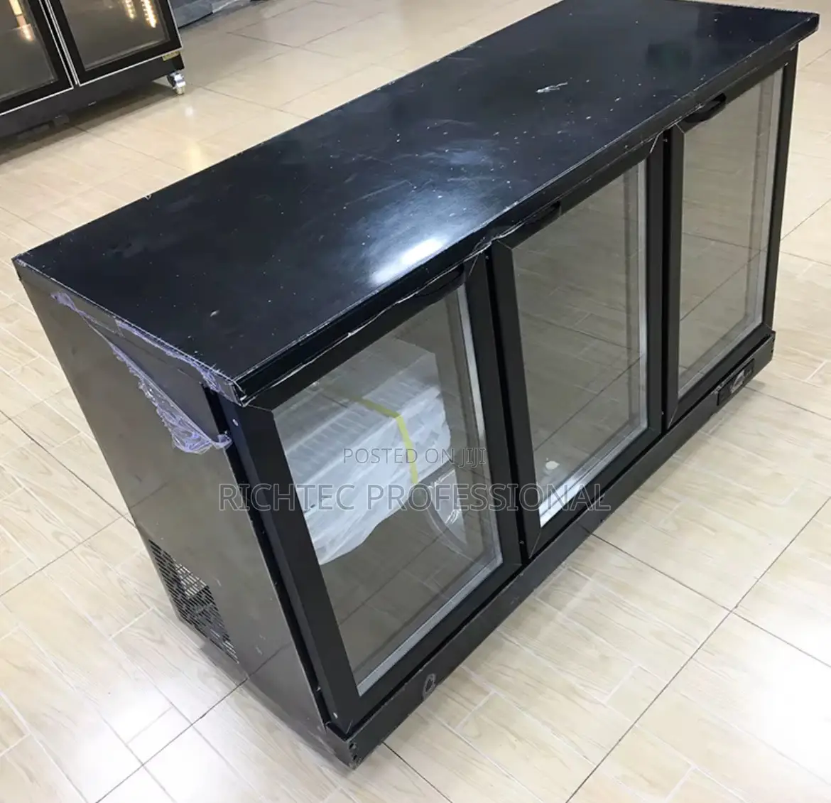High Quality Commercial Black Undercounter Refrigerator