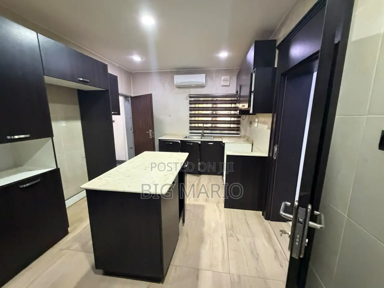 3bdrm Block of Flats in Guzape Main for rent