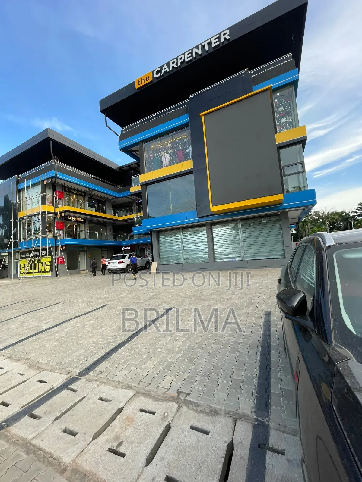 40 SQM of Shop Office Space in Gwarimpa for Sale