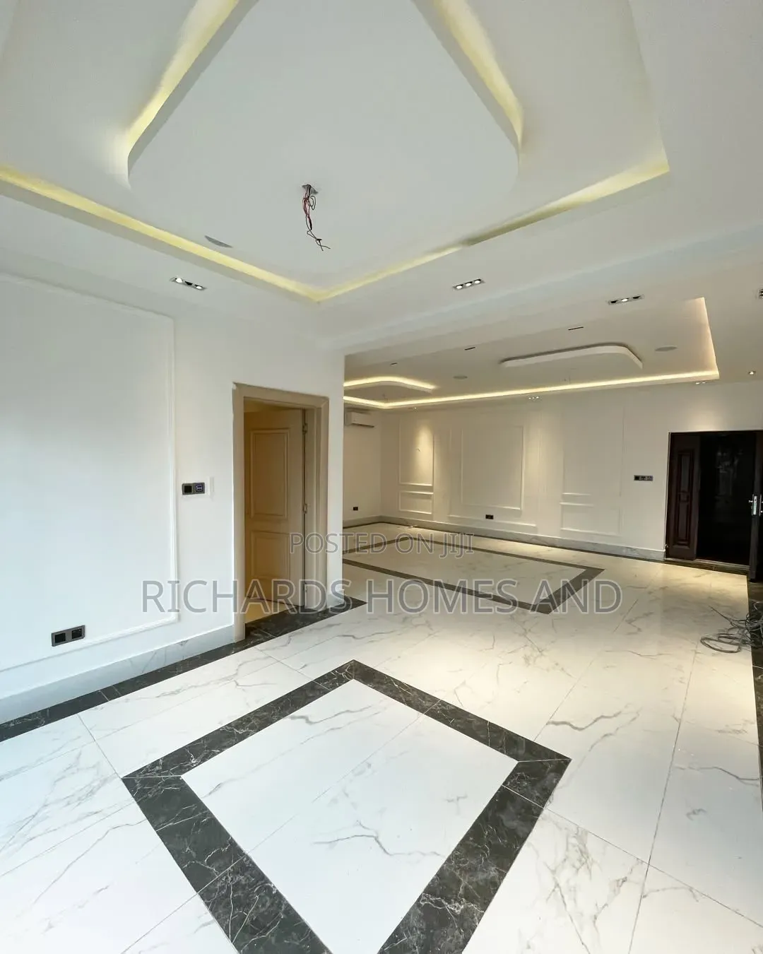 3bdrm Apartment in Banana Island for rent