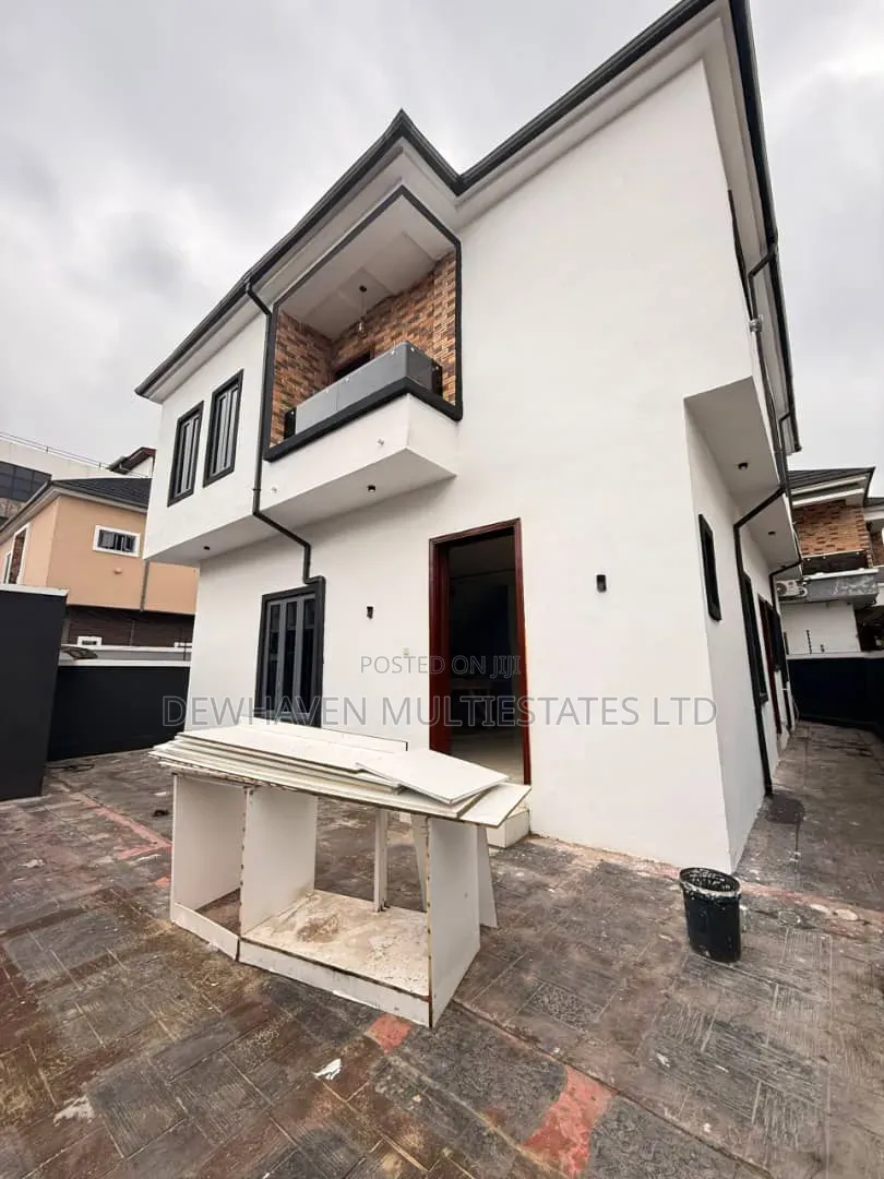 4bdrm House in Silver Spring Estate, Agungi for sale
